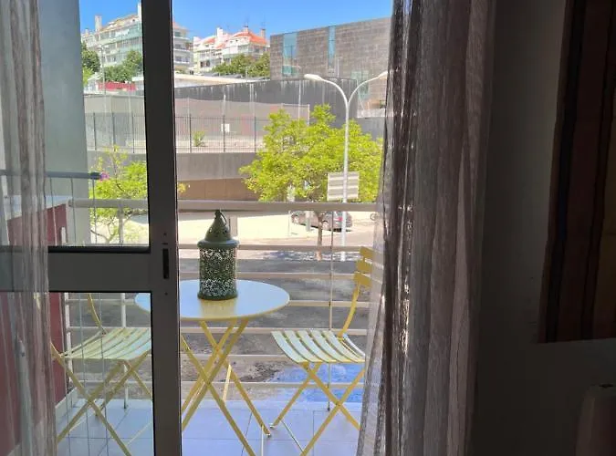 Apartament The House