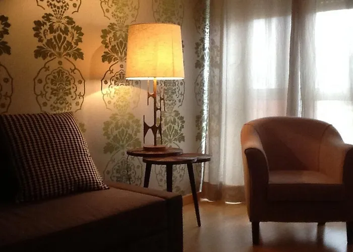 Apartament The House